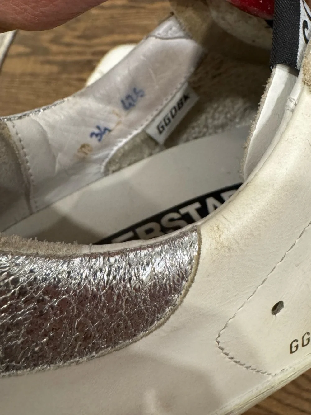 Golden Goose White Sneakers with Red Star and Silver Heel - Picture 7 of 7